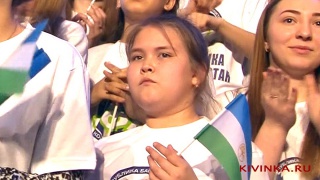 серьезная девочка на квн