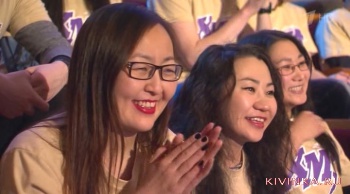 азиатка девушка